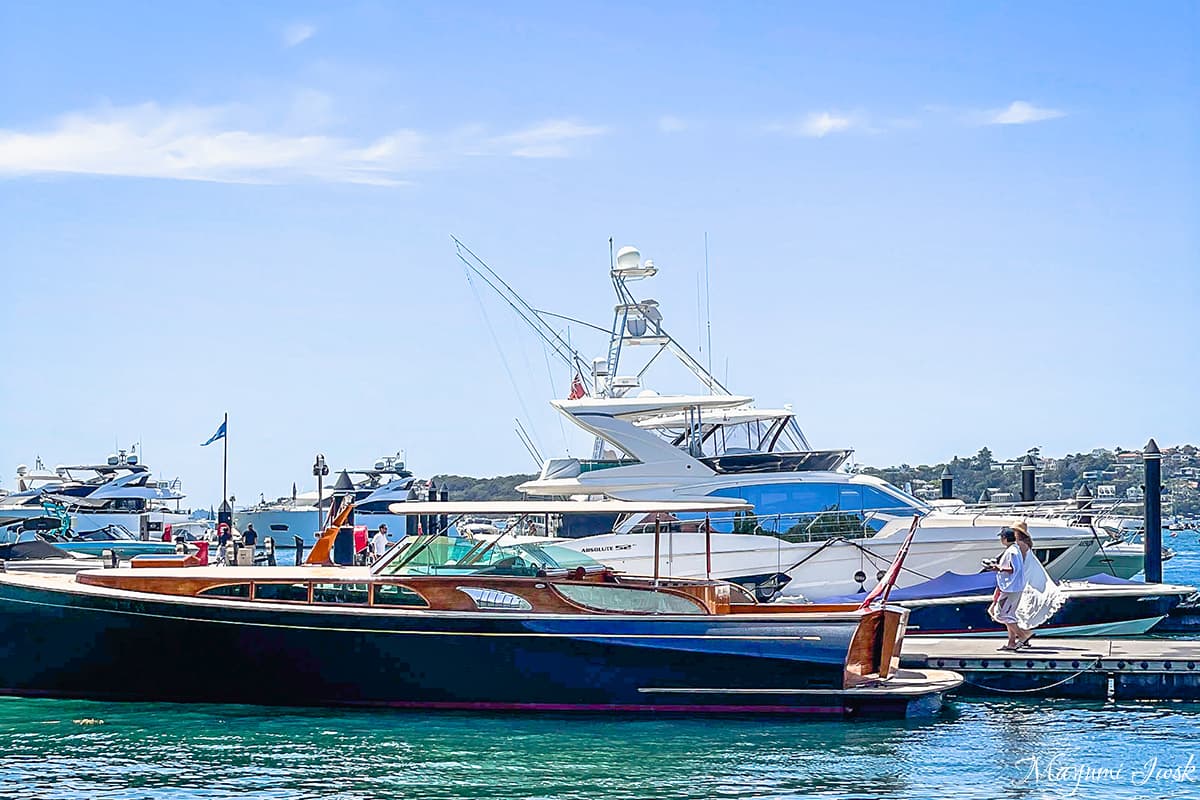 マリーナの桟橋にあるカフェ「ボートハウス・ローズベイ（THE BOATHOUSE ROSE BAY）」