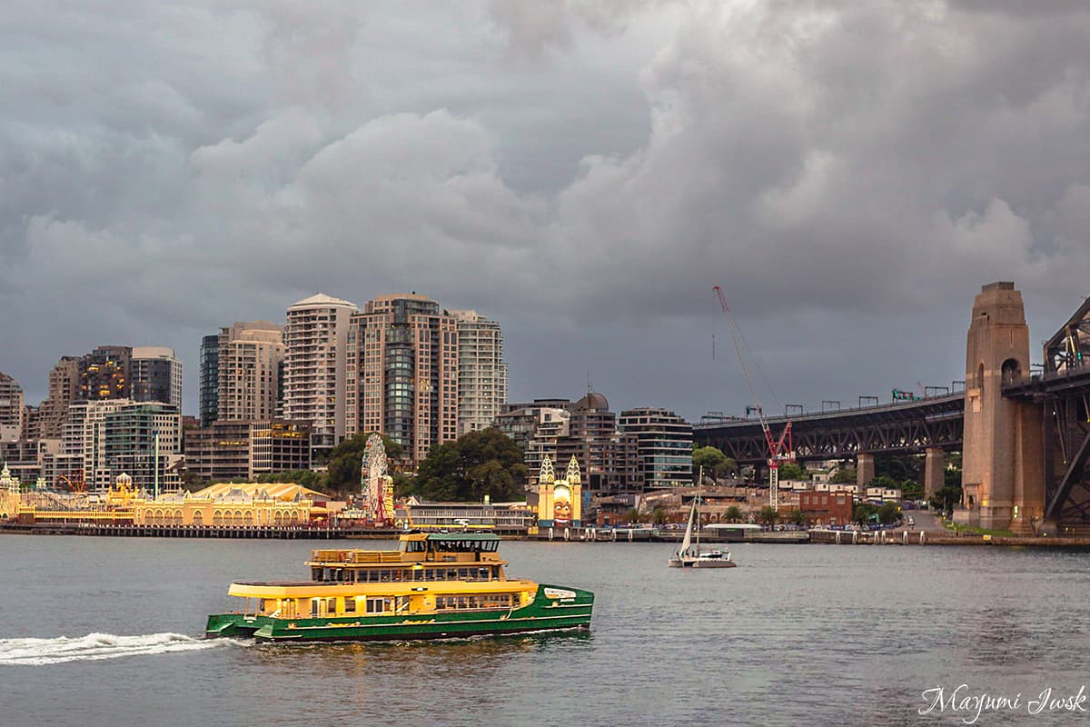 シドニーの名門劇場にある絶景バー「シアターバー（THEATRE BAR AT THE END OF THE WHARF）」