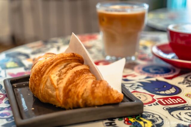 ローカルが通うコーヒー専門店「BUNA cafe(ブナ・カフェ)」