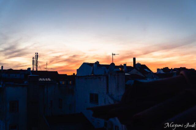 ルミ・ルーフトップバーでリスボンの夕暮れとカクテルを堪能