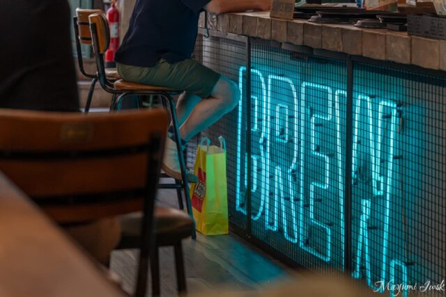 バイシャ地区のビアバー「Brew」でクラフトビールを