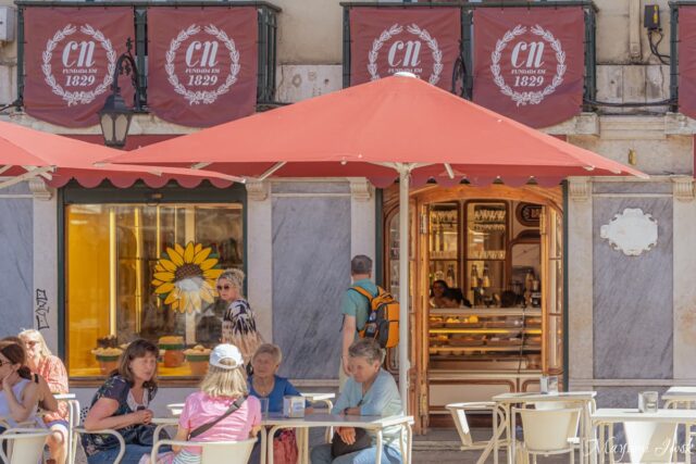 リスボン最古のベーカリーカフェ「コンフェイタリア・ナシオナル」