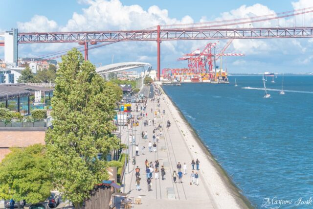 リスボン・ベレン地区の美術館MAAT|建築そのものがアートな空間