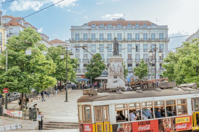 1905年創業、リスボン・シアドの名物カフェ｜Café A Brasileira（カフェ・ア・ブラジレイラ）