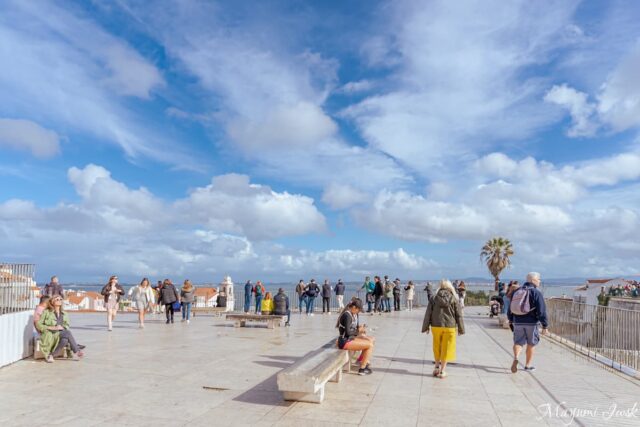 リスボン旧市街の太陽の門 | アルファマのポルタル・ド・ソル展望台