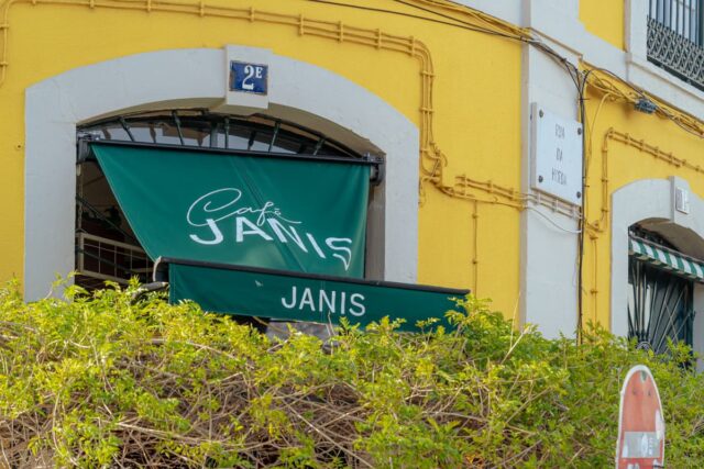リスボン・サントスにある気取らない可愛さのカフェ｜Café Janis（ジャニス）