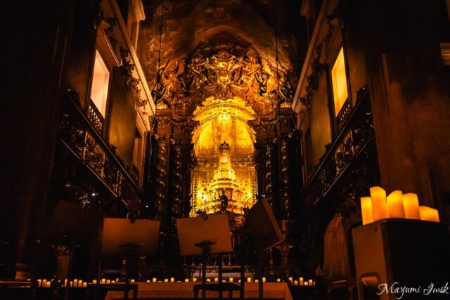 リスボンの夜を彩る幻想的な「キャンドルライトコンサート」|サンタ・カタリーナ教会