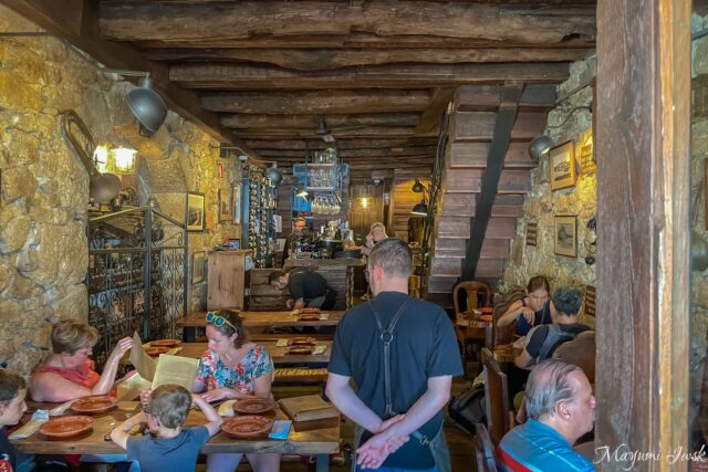 【ポルト】ドウロ川を望むガイア地区の人気店「Taberninha do Manel」でフランセジーニャ